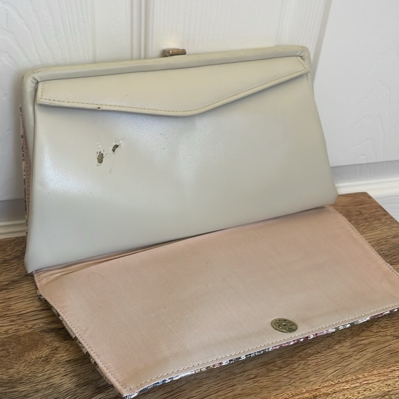 💜VTG floralTapestry Clutch by Garay - Picture 10 of 11